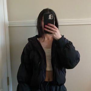 H and M cropped black puffer